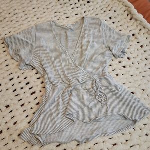 Cute stripped shirt!